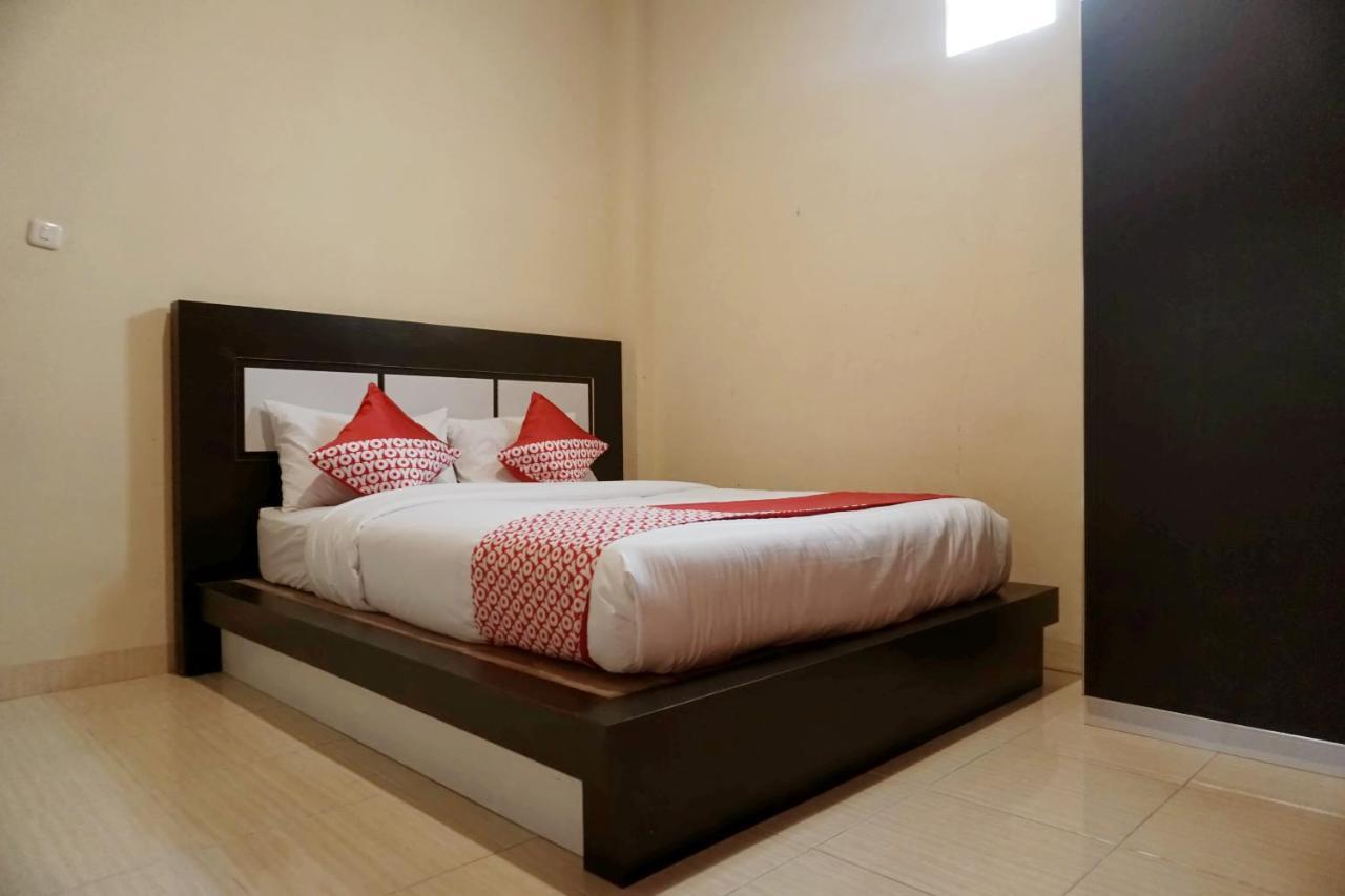 Oyo 1394 Rumaisa Homestay Syariah Pekanbaru Zewnętrze zdjęcie