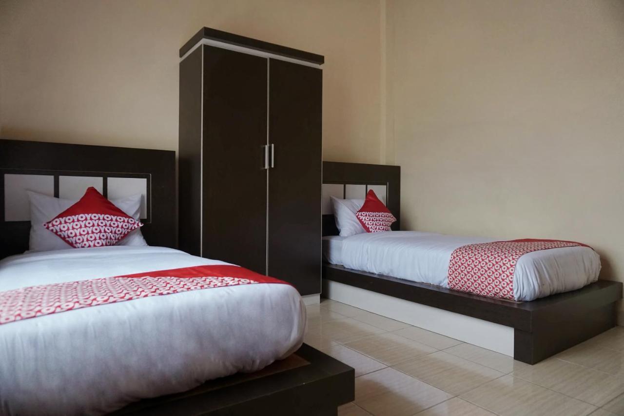 Oyo 1394 Rumaisa Homestay Syariah Pekanbaru Zewnętrze zdjęcie