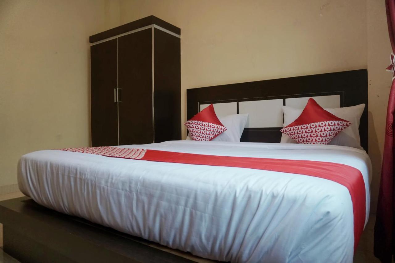 Oyo 1394 Rumaisa Homestay Syariah Pekanbaru Zewnętrze zdjęcie